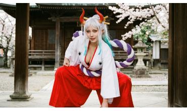 Felo ai + nano banana pro 產生 海賊王 性感大和 真人版桌布 測試