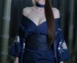 Alluring female assassin，Woman in kimono with long hair holding knife.