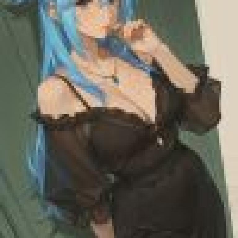 Aqua konosuba，Blue haired anime girl.