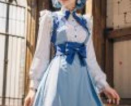 Kamisato Ayaka Genshin Impact，A young girl wearing blue.