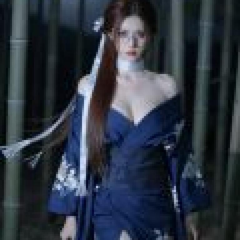 Alluring female assassin，Asian woman in blue kimono with bow and sunglasses.