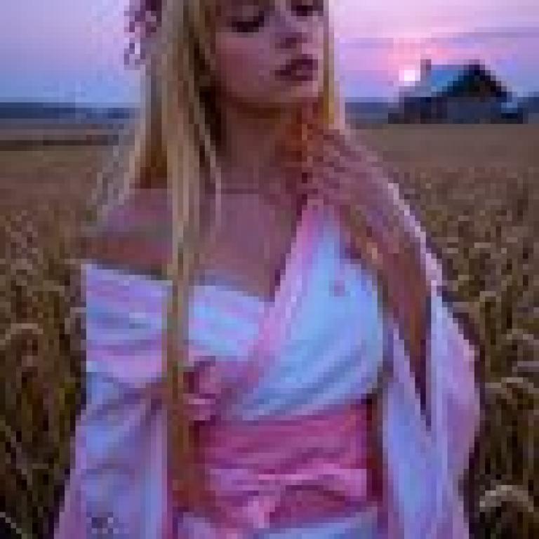 Pink Power，The girl is looking at the sunset.