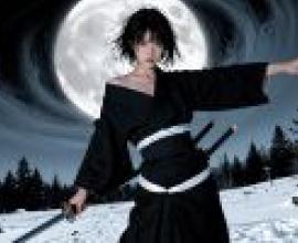 武士少女，身穿黑衣、手持寶劍的女子。