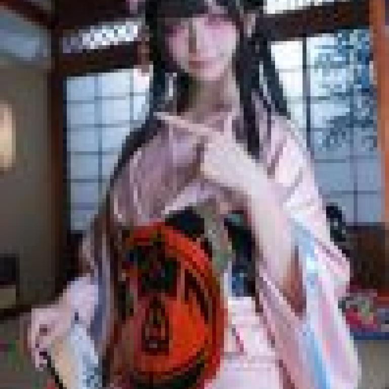 Beautiful Fantasy，Japanese woman with black hair and pink kimono.