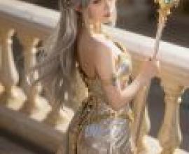 Goddess s Grace，a woman with silver hair and a sceptor.