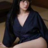 The Japanese Phantom of an Old House，Girl wearing black robe.