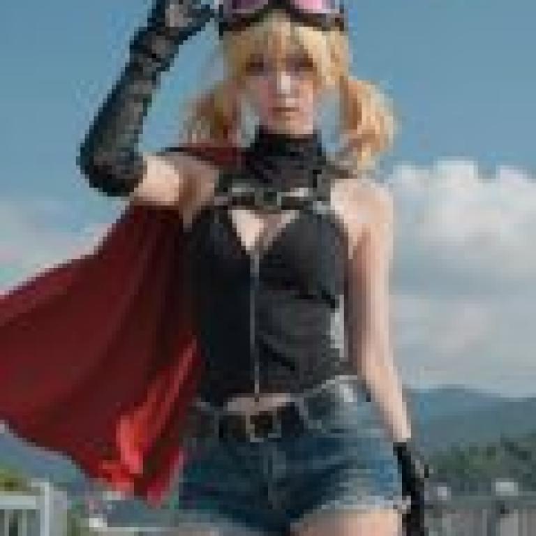 jahoda Genshin Impact，Girl in a red cape and black outfit.