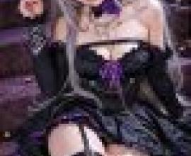 Herta，A girl is wearing a purple dress and a black hat.