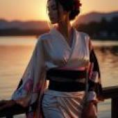夕陽下的最後告別，一位女子站在碼頭上，夕陽在她身後緩緩落下。