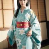 Araragi Tsukihi， Monogatari Series，Model girl in kimono.