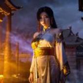 Eternal Mad Emperor，Ling Meier，A woman in traditional clothing.