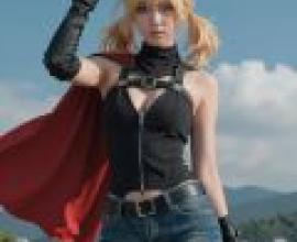 jahoda Genshin Impact，Girl in a red cape and black outfit.