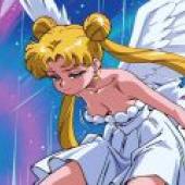 Sailor Moon Usagi Tsukino，Sailor girl with wings on her back.