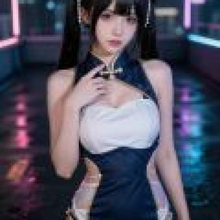 Cheongsam Goddess Fantasy，Woman in blue and white dress.