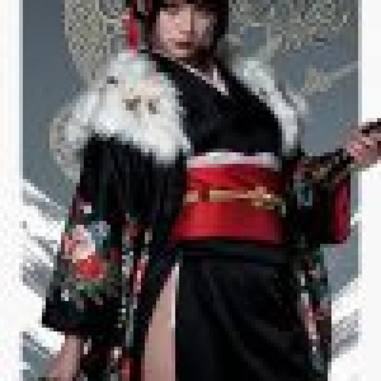 kimono，A girl with sword in her hand.