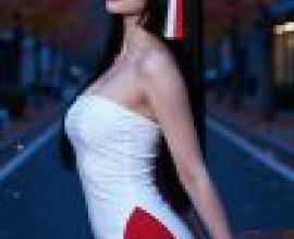 girls，A woman wearing a dress and red headband.