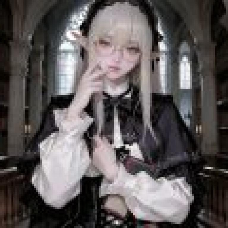 The Shadow of the Church，An anime girl with her hand on her chin.