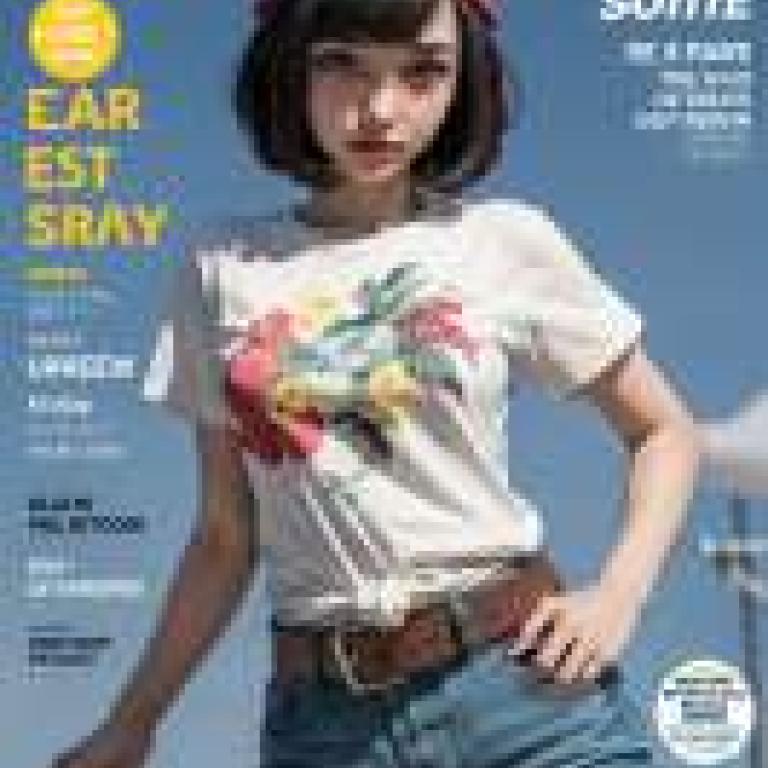 Selene Lovely Luna，寶可夢，一個戴著紅色毛線帽和白色花朵圖案T恤的女孩。