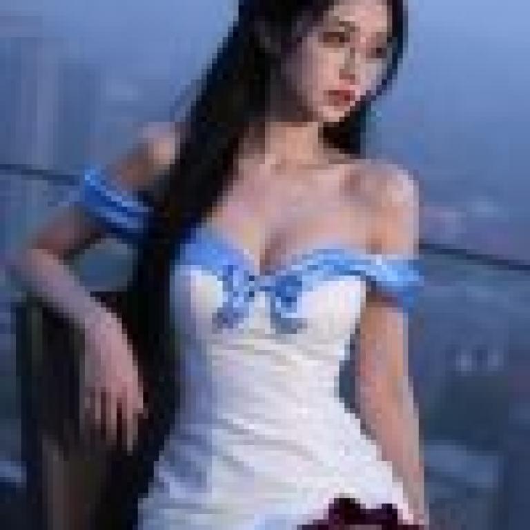 西式風格，女孩身穿白色洋裝。
