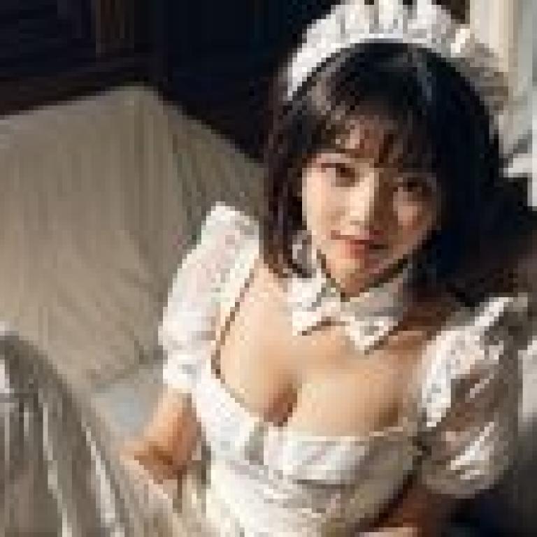 電腦桌布，莉莉絲 (リリス)， LILITH，新來的女傭有點怪真人，妖媚女僕風情