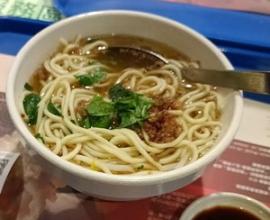 最廢的超能力? 麵條俠 ! Spaghettiman (2016) - 浪費食物是不對的 爆笑電影影評 吐嚎