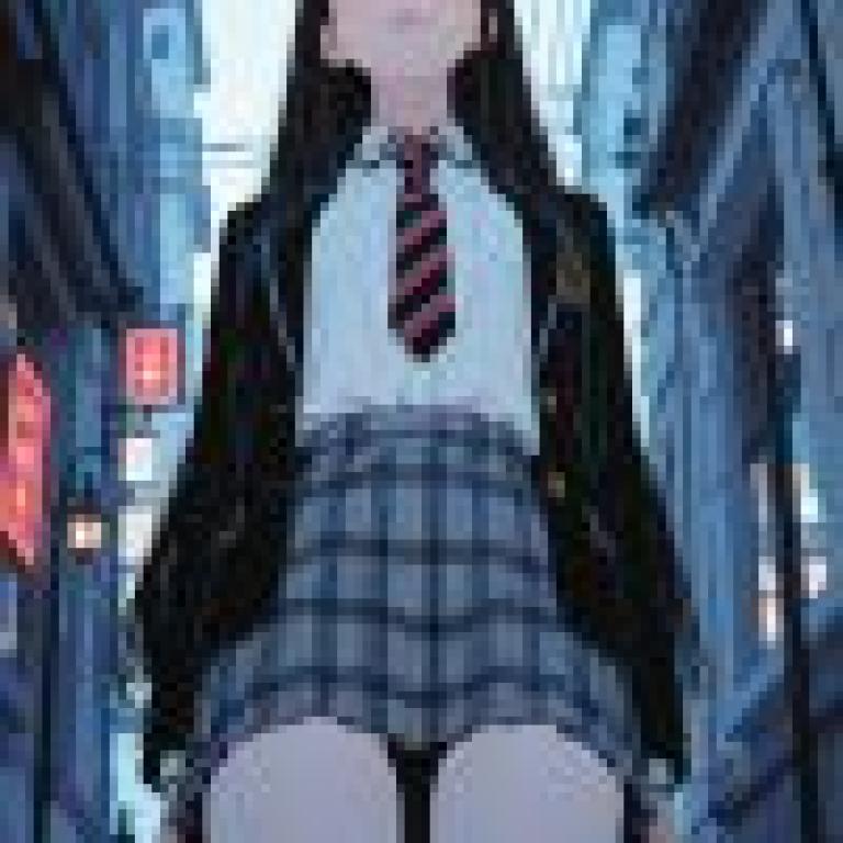 奇幻題材，一幅街頭女孩的素描。