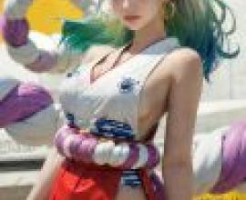Yamato，One Piece，一個女孩打扮成《星際大戰》裡的萊婭公主。