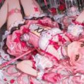 Magical Girl Flower，Anime girl with pink dress and heels.