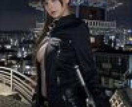 Fantasy Dream，A woman in leather standing with a gun.