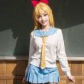 Computer wallpaper， Kirisaki Chitoge， pseudo-love， live-action version， campus photos: anime girls