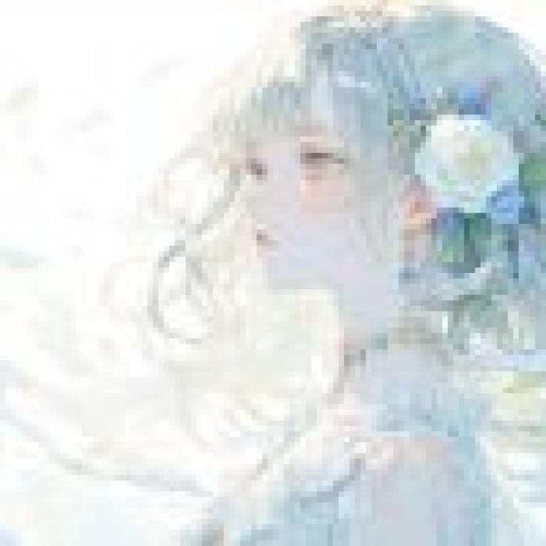 Holy Palace，Blue hair with blue flower in it.