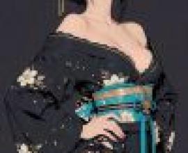 kimono，Woman in black and blue kimono.
