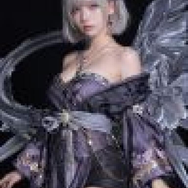 parallel，A woman with wings is wearing purple and black.