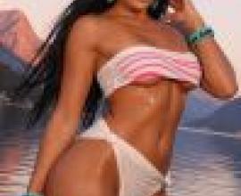 Golden City，Bikini model standing in water.