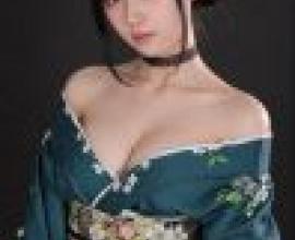 girls，A woman with blue hair in a kimono.