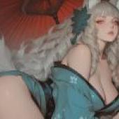 Fox Fairy，An anime girl with long white hair and a cat ear.