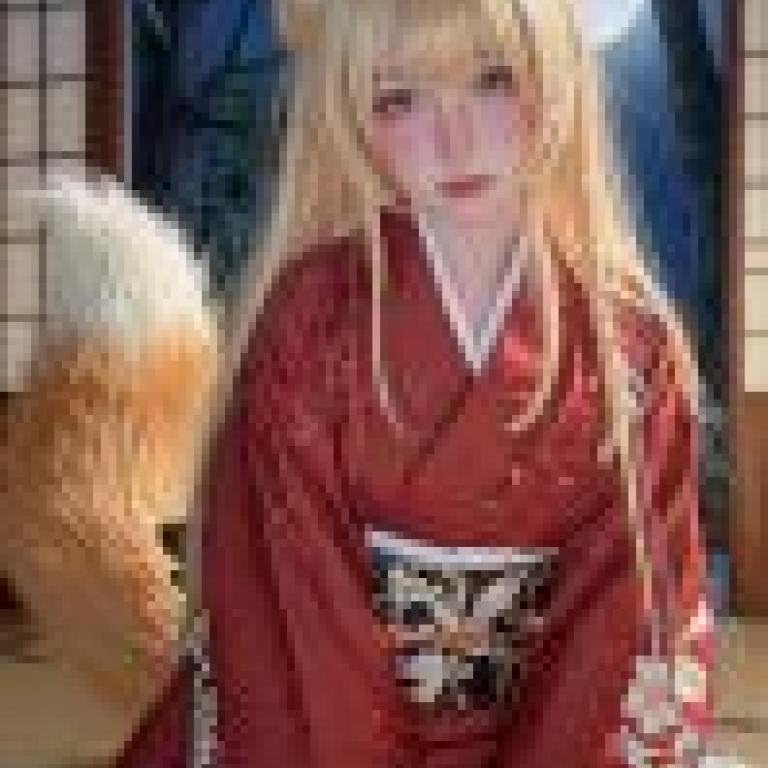 Ancient Fantasy，A girl with fox ears in a Japanese kimono.