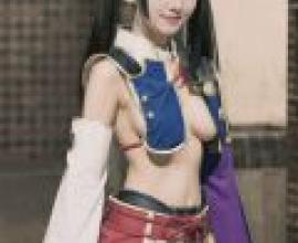 牛若丸，Fate Grand Order，身穿藍紅服飾的女孩。