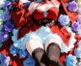 vitality，A anime girl laying down surrounded