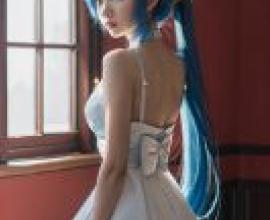 Griseo，Honka，A girl wearing a blue bow in her hair.