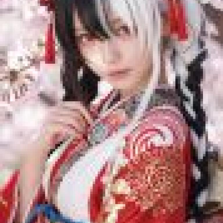 girls，A girl in a red and white kimono with cat ears.
