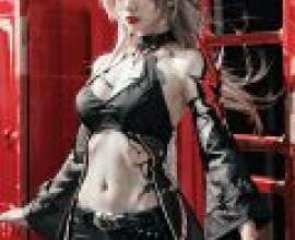 阿刻戎，崩壞星軌，一個塗黑色指甲油、穿著黑色洋裝的女孩。