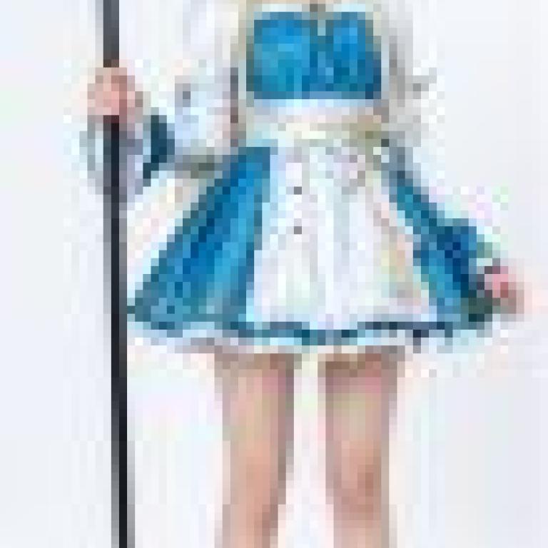 vitality，Girl in princess dress holding an item.