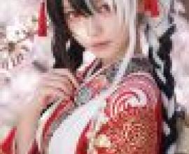 girls，A girl in a red and white kimono with cat ears.