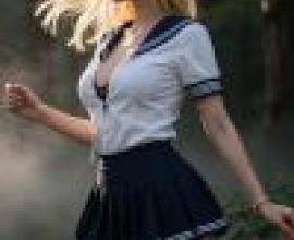 girls，Girl in uniform walking through the woods.