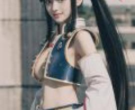 Ushiwakamaru，Fate Grand Order，A girl with long hair and dark clothes on.