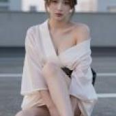 My imagined trip to Japan，Model with bracelet and open jacket.