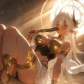 Desert mirage，A woman holding a sword.
