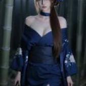 Alluring female assassin，Woman in kimono with long hair holding knife.